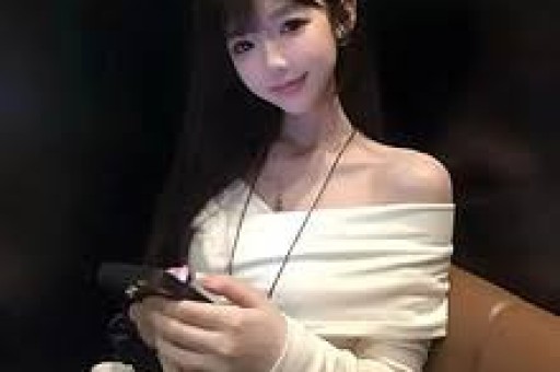 曾诈骗700万还能直播收入百万“网红夫妻”套路总能割韭菜？