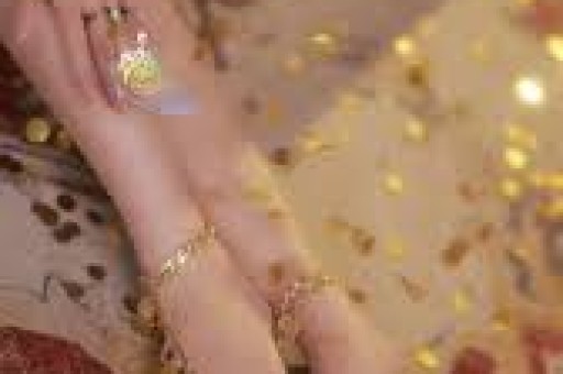 斗鱼女主播忘关摄像头私密画面流出!虚假人设彻底翻车