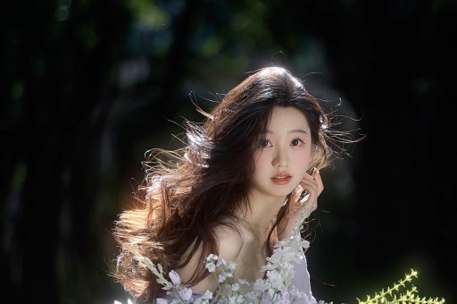 33岁女星官宣怀孕！孕期出血从厕所爬出来找老公男方身份太神秘