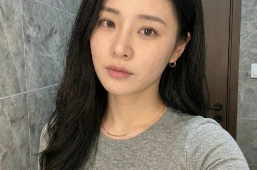 方文山被曝婚内出轨8年助理回应称均为谣言